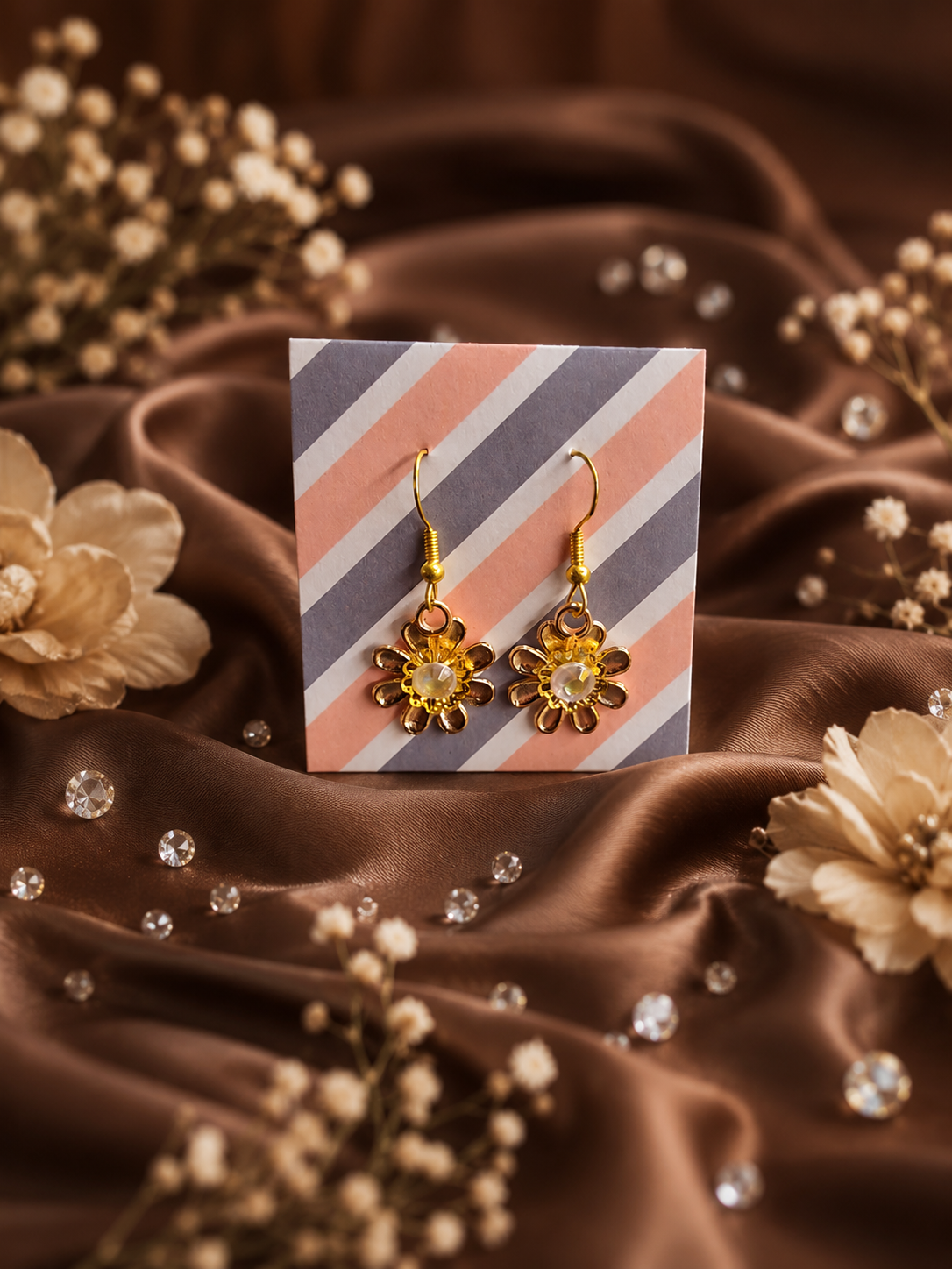 🌸 Crystal Flower Earrings