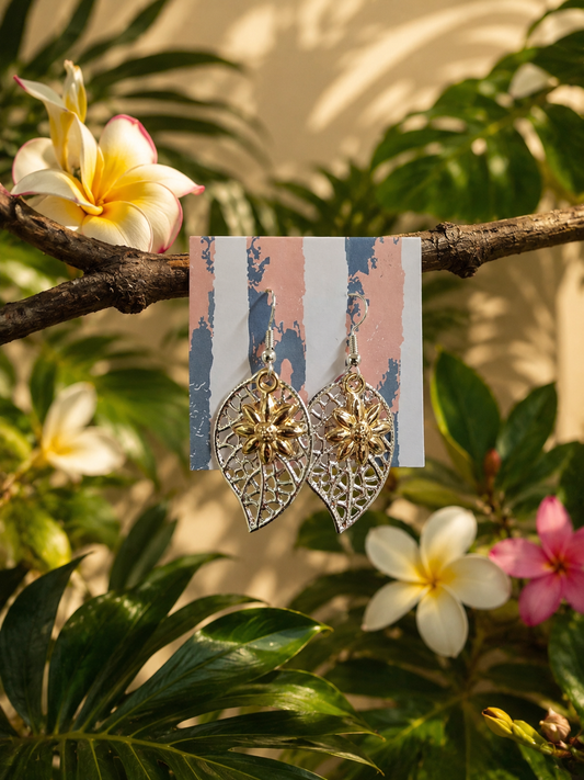 🍃 Silver Leaf Vein Earrings