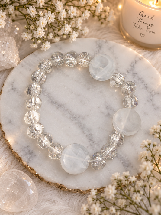 Clear Crackle & White Acrylic Bracelet